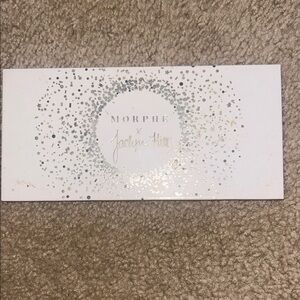 Morphe Classic White Eyeshadow Palette – Neutral & Bold Shades, Lightly Used